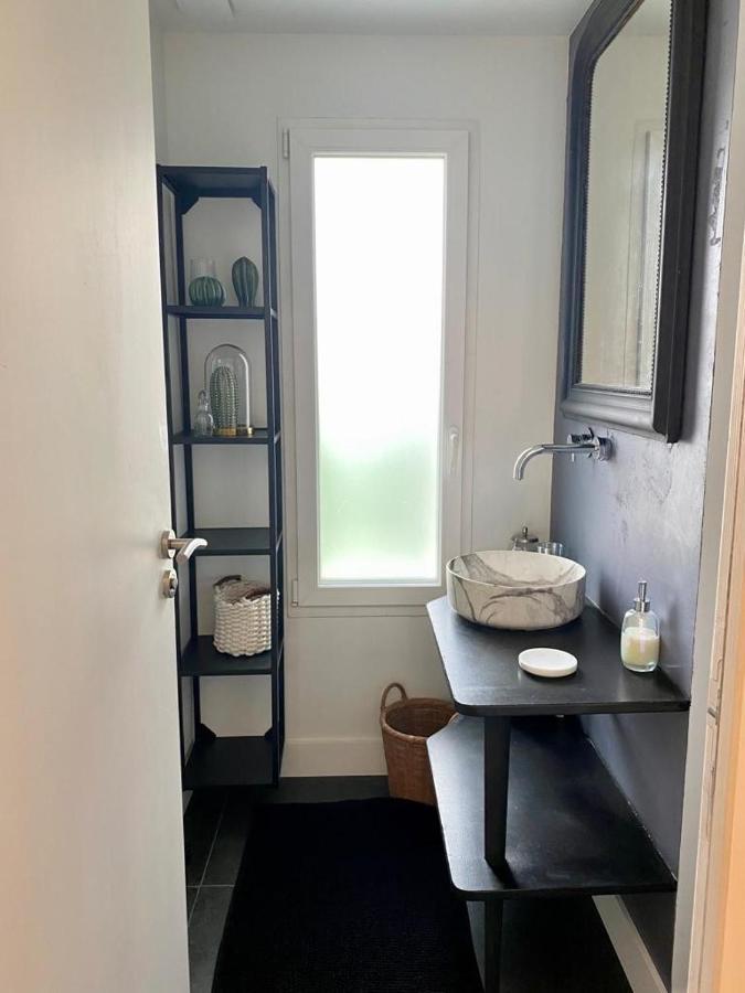 Proche Centre Ville, 4 Etoiles Avec Piscine Vakantiehuis